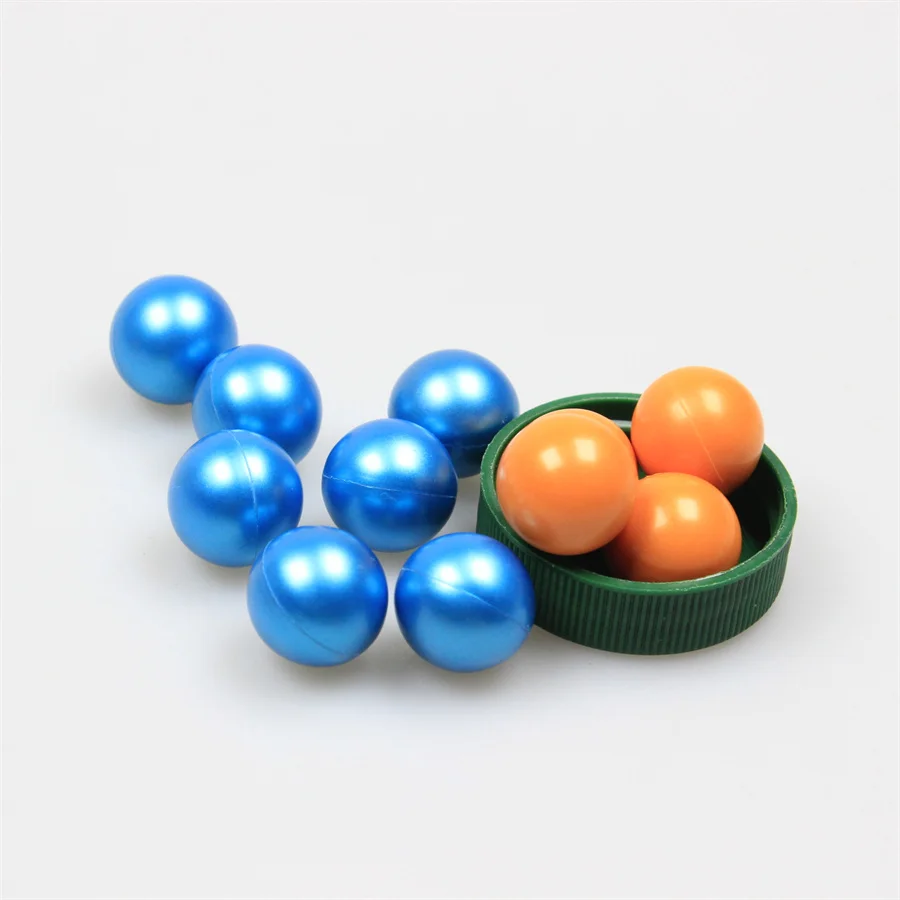 Hot selling paint balls  bullet made with gelatin and PEG 2000 pcs/box 0.68 Caliber paintball ,easy to wash