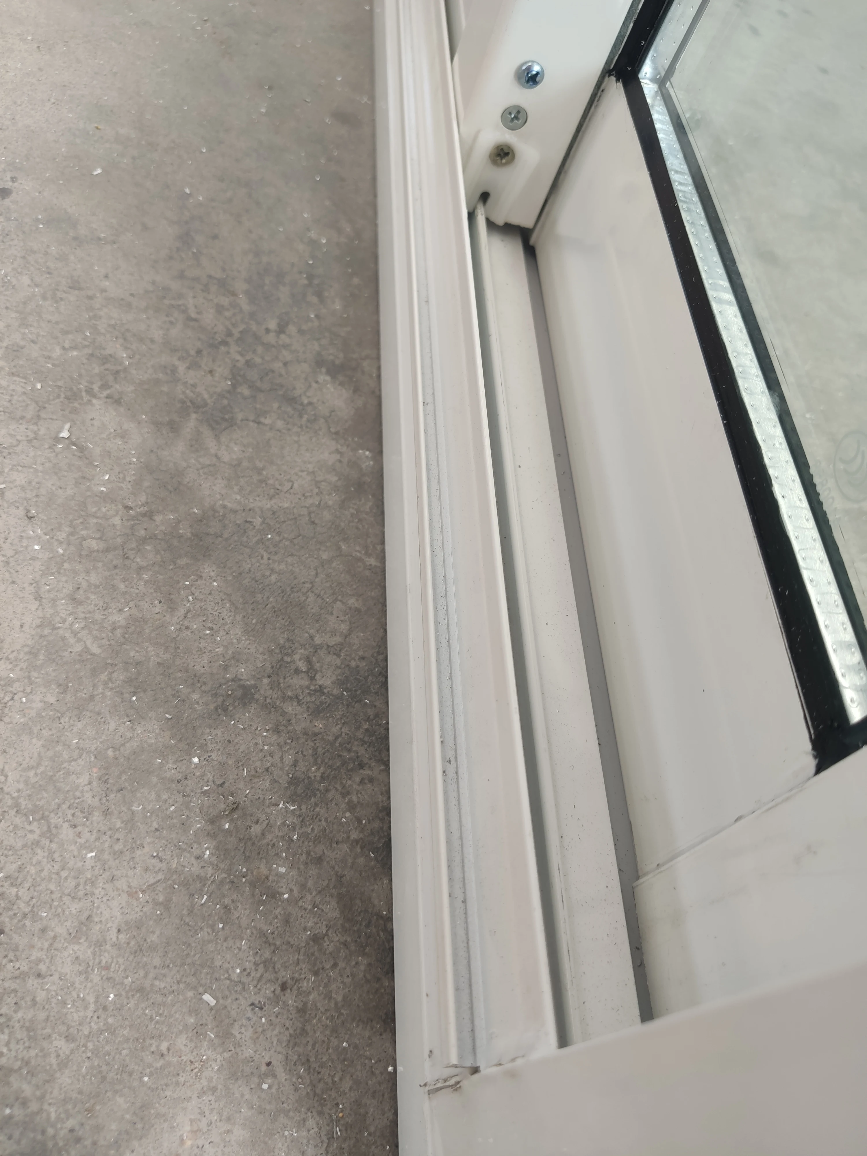 Tinted Tempered Glass Sliding Windows modern grill design aluminum windows for house kitchen