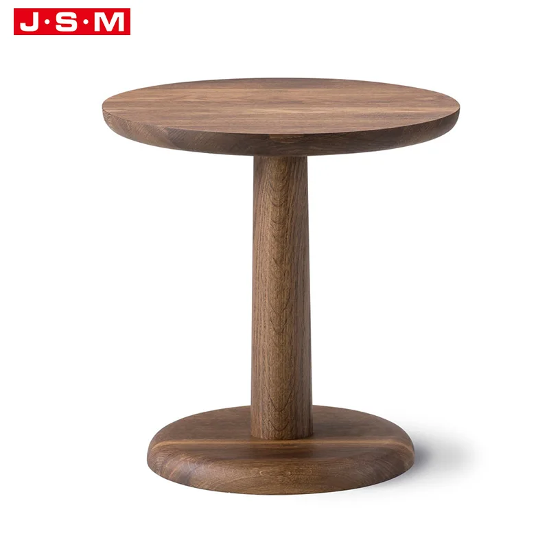 Круглый деревянный журнальный столик в нордическом стиле для гостиной