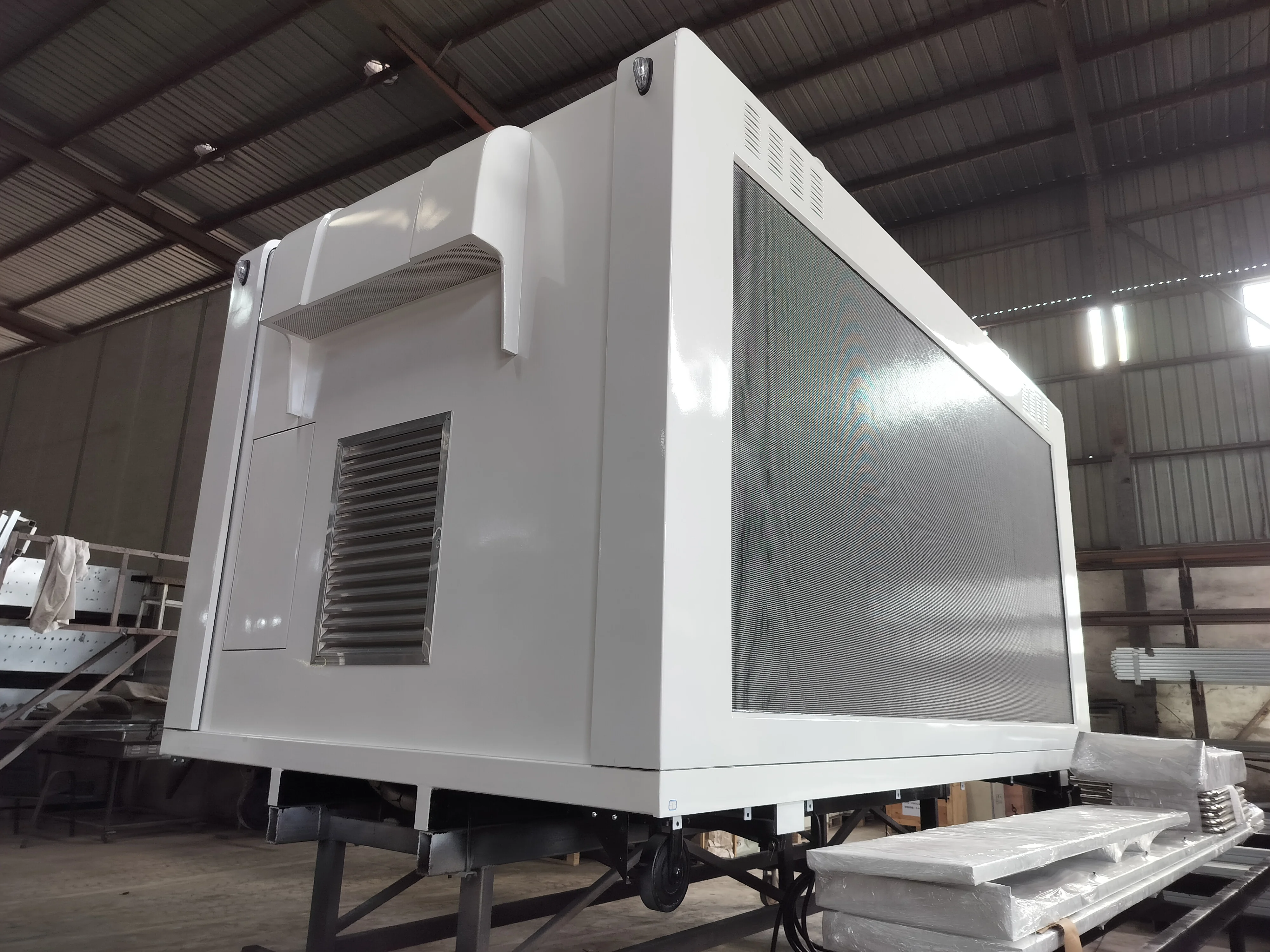 full color outdoor digital 3 sided led moving billboard advertising truck mobile advertising display panel sign screen for sale