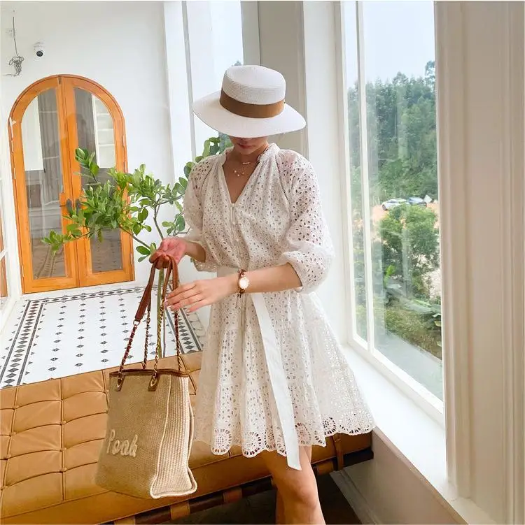 Новинка весна-лето 2023, белое платье с вышивкой, французская нишевая дизайнерская женская одежда