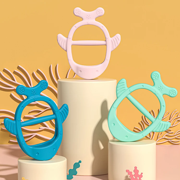 Food grade silicone chewing gum a good tool for your baby to grind his teeth silicone baby teether