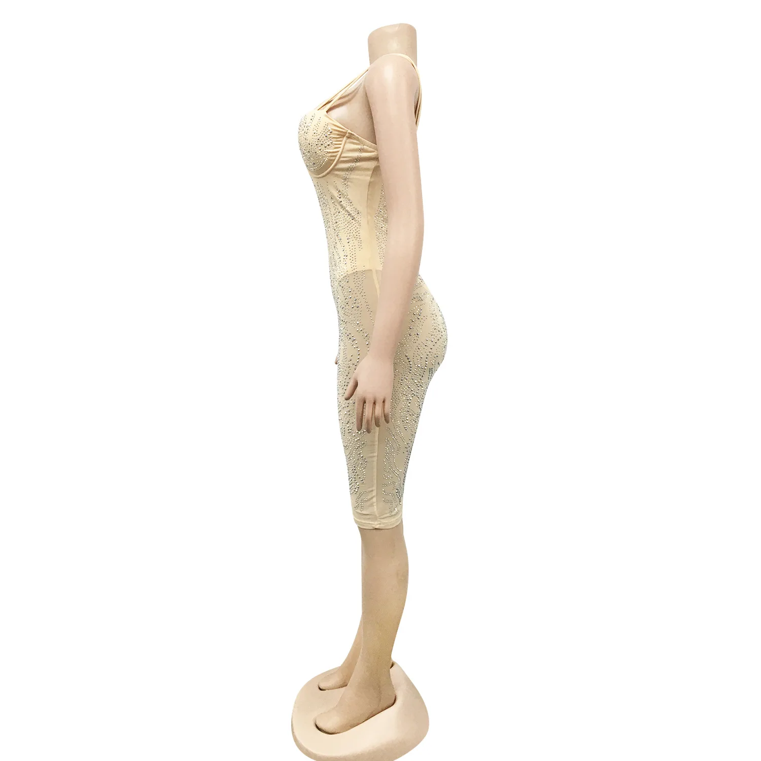 H8191 - Plus Size Women Fashion Bandage Rhinestones Sleeveless Bodycon Club Dress