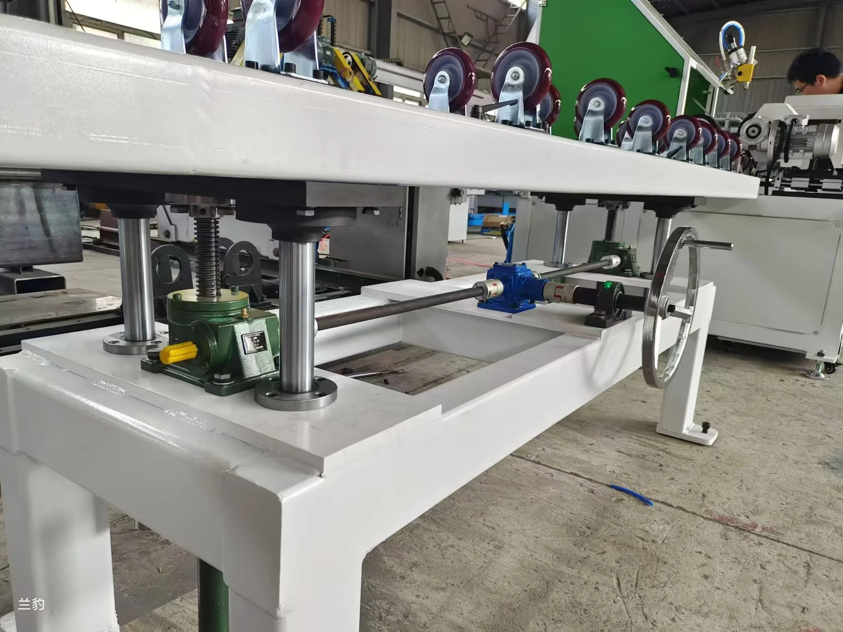 China Professional Manufacturer automatic round Tube pipe Polishing Buffing Machine For Rust Removal