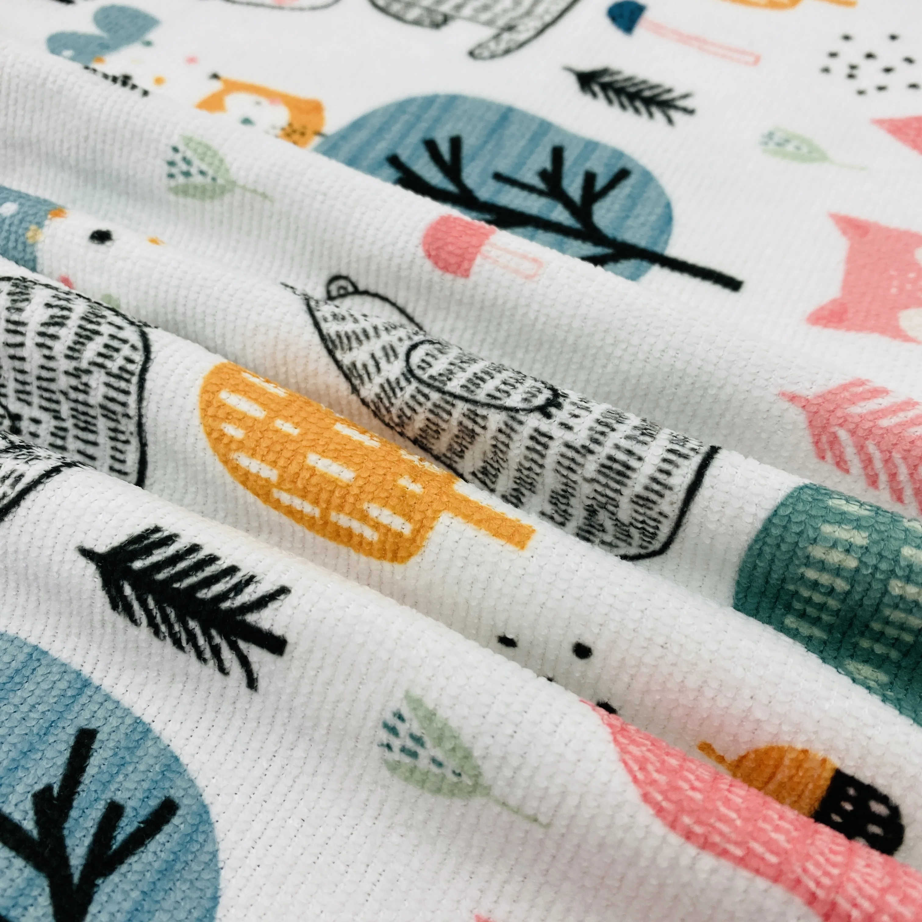 OEM Cartoon Animal Printing Children Surfing Poncho Bath Towel with Hood Super Absorbent Kids Hooded Beach Towel