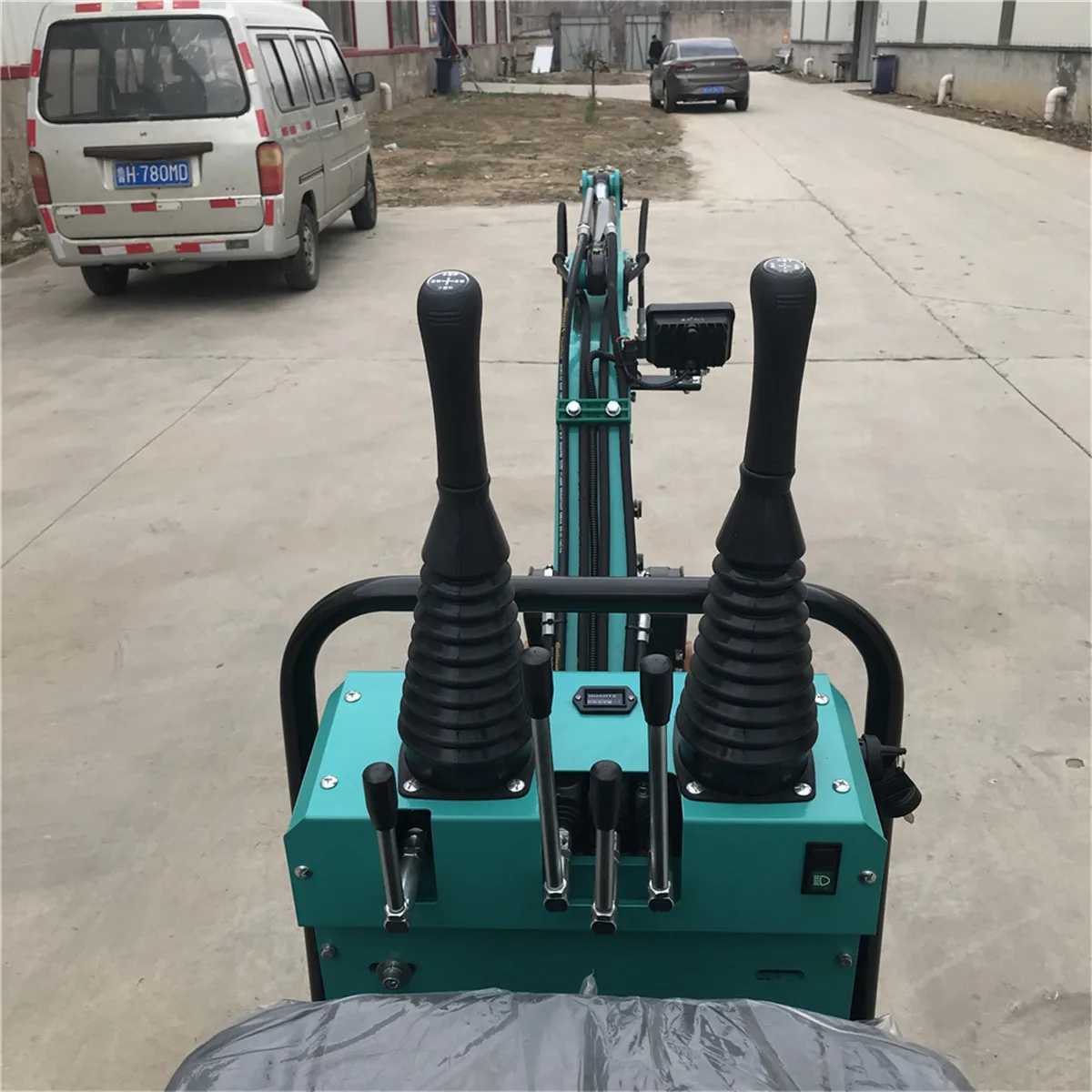 Cheapest Miniature Small Hydraulic Pump Telescopic Crawler Excavator Digging Machine