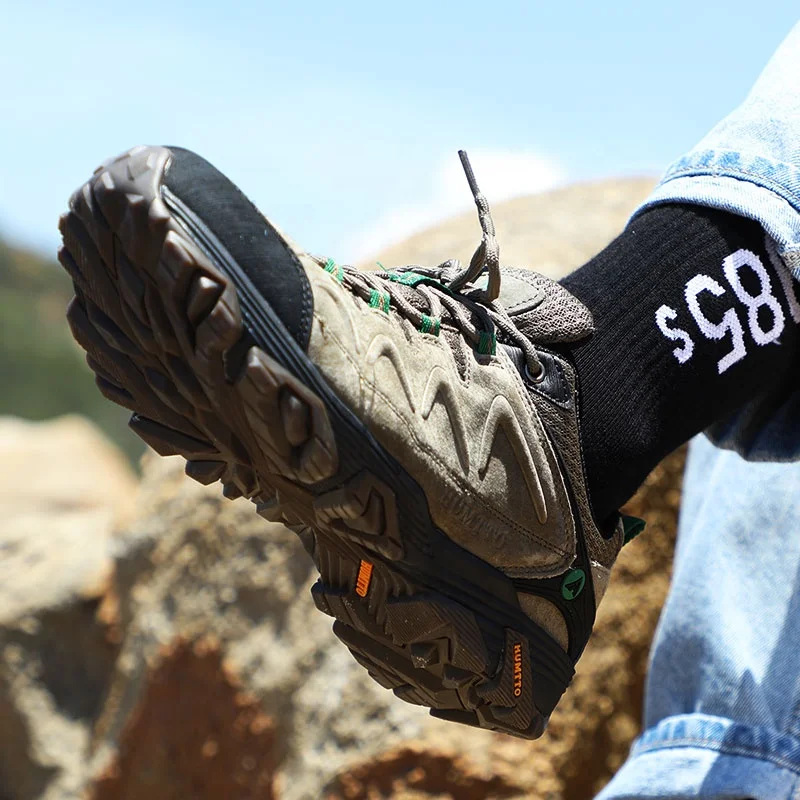 Mens Climbing Mountain Boots Outdoor Waterproof Anti-slip Shoes Trekking Mountaineer Shoes Men