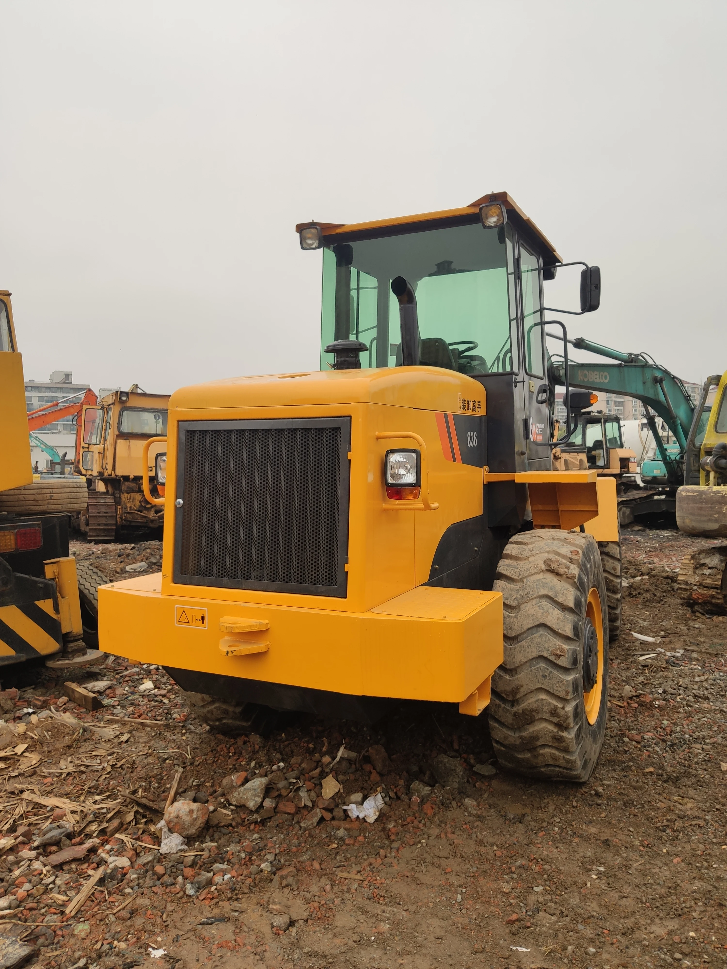 Популярный лесовый Колесный Погрузчик LIUGONG 3ton 836 с деревянным грейпером заводская цена