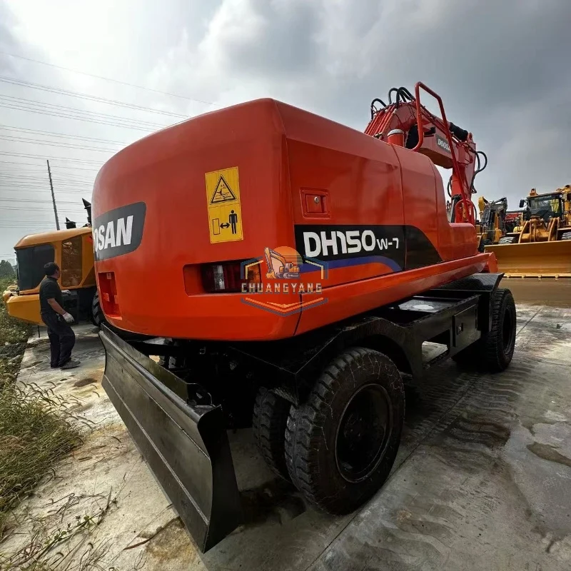 DOOSAN DH150 Wheeled Excavator Mini 15 Ton High Brand Used Bobcat Machine Secondhand Cummins Engine Dozer 10 Ton Low Price Pump