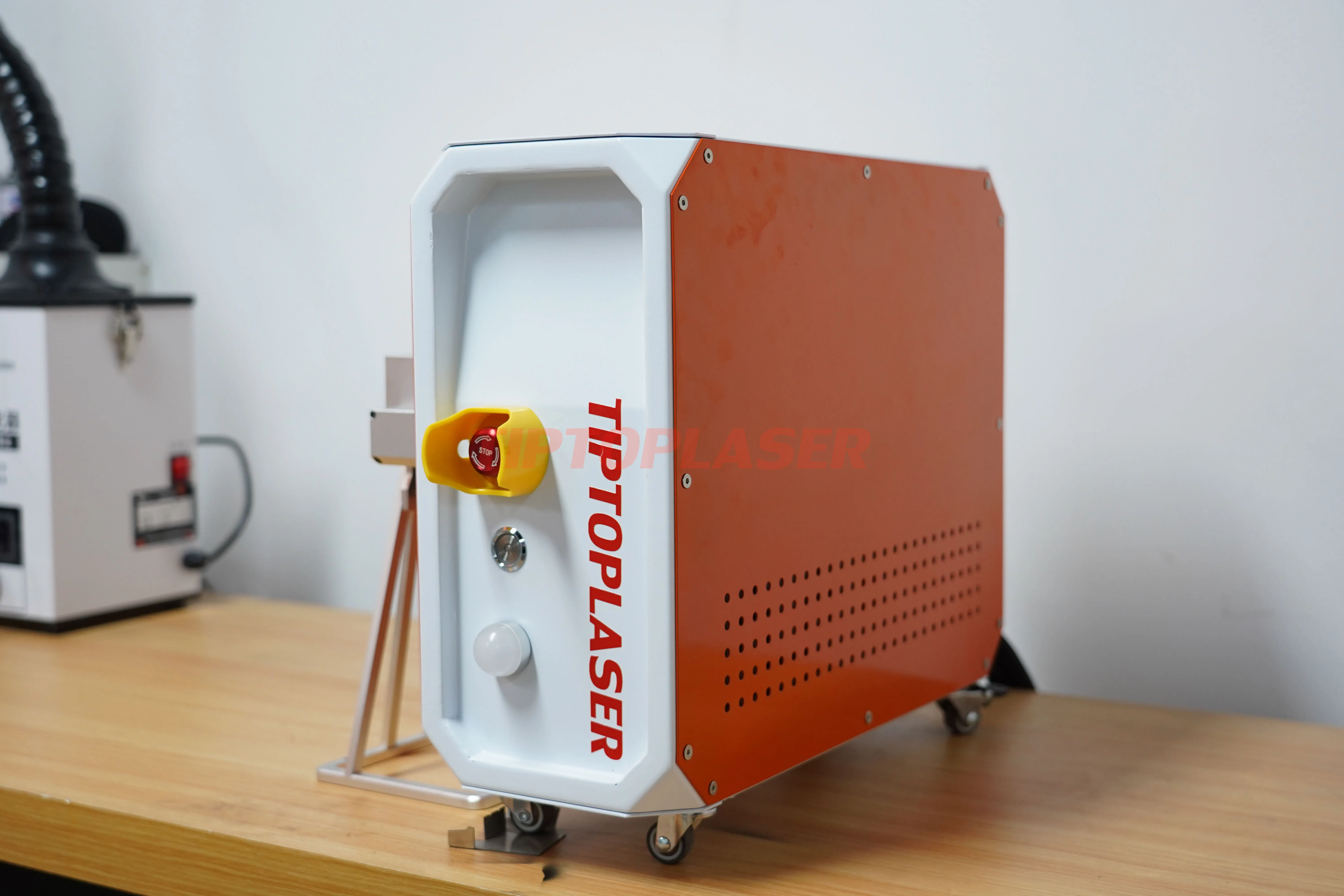 100w 200w 300w Portable Pulse Laser Cleaning Cutting Marking Machine for Rust Paint Oil Removal Metal Rust Removal Price