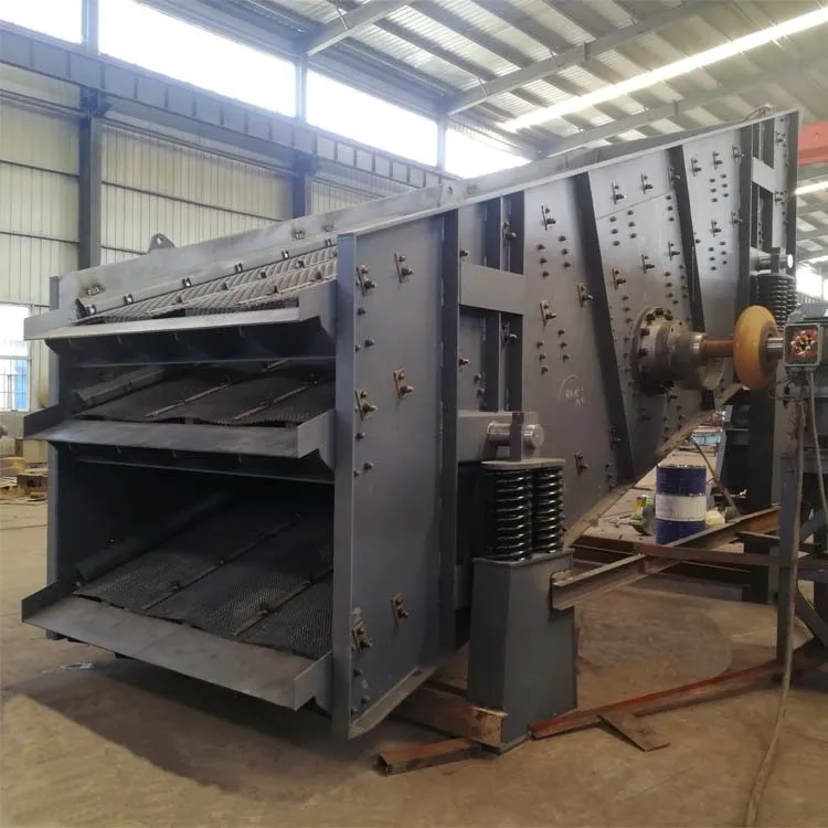 High screening rate mobile mining sand vibrating screen separator machine for stone crusher