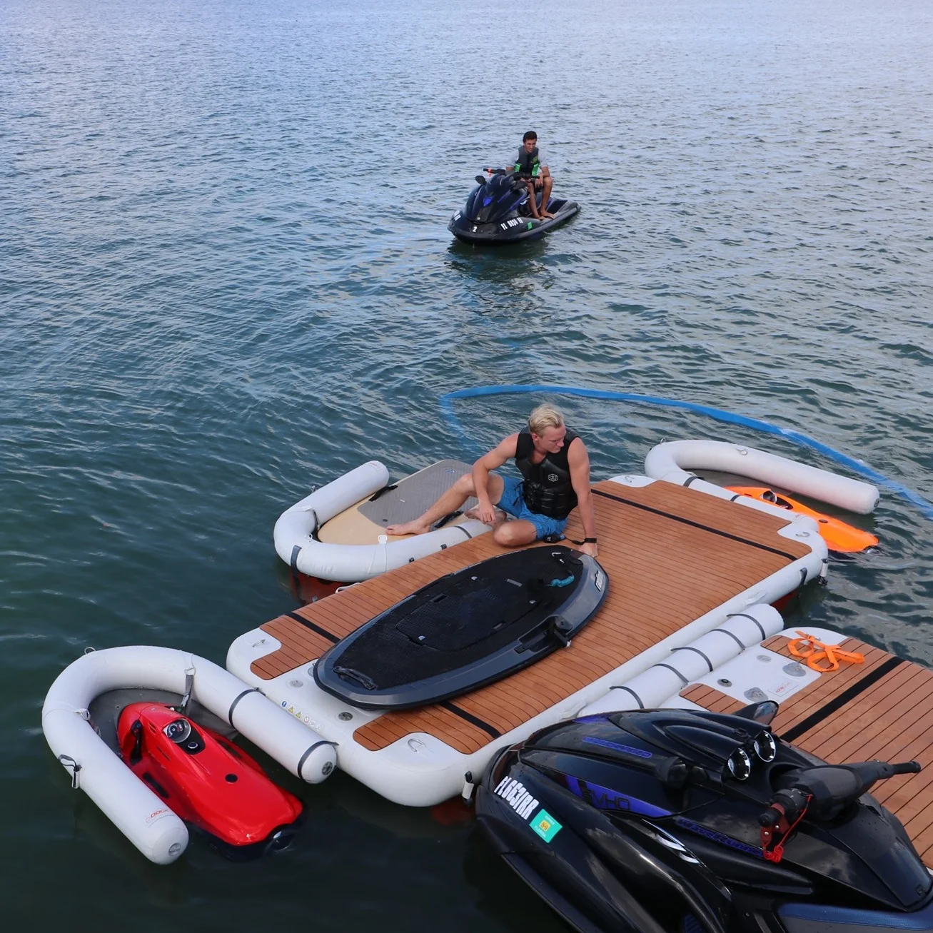 Outdoor Super Strong Drop Stitch Marine Floating Dock Inflatable Jetski Dock Floating Sea Dock for Sale