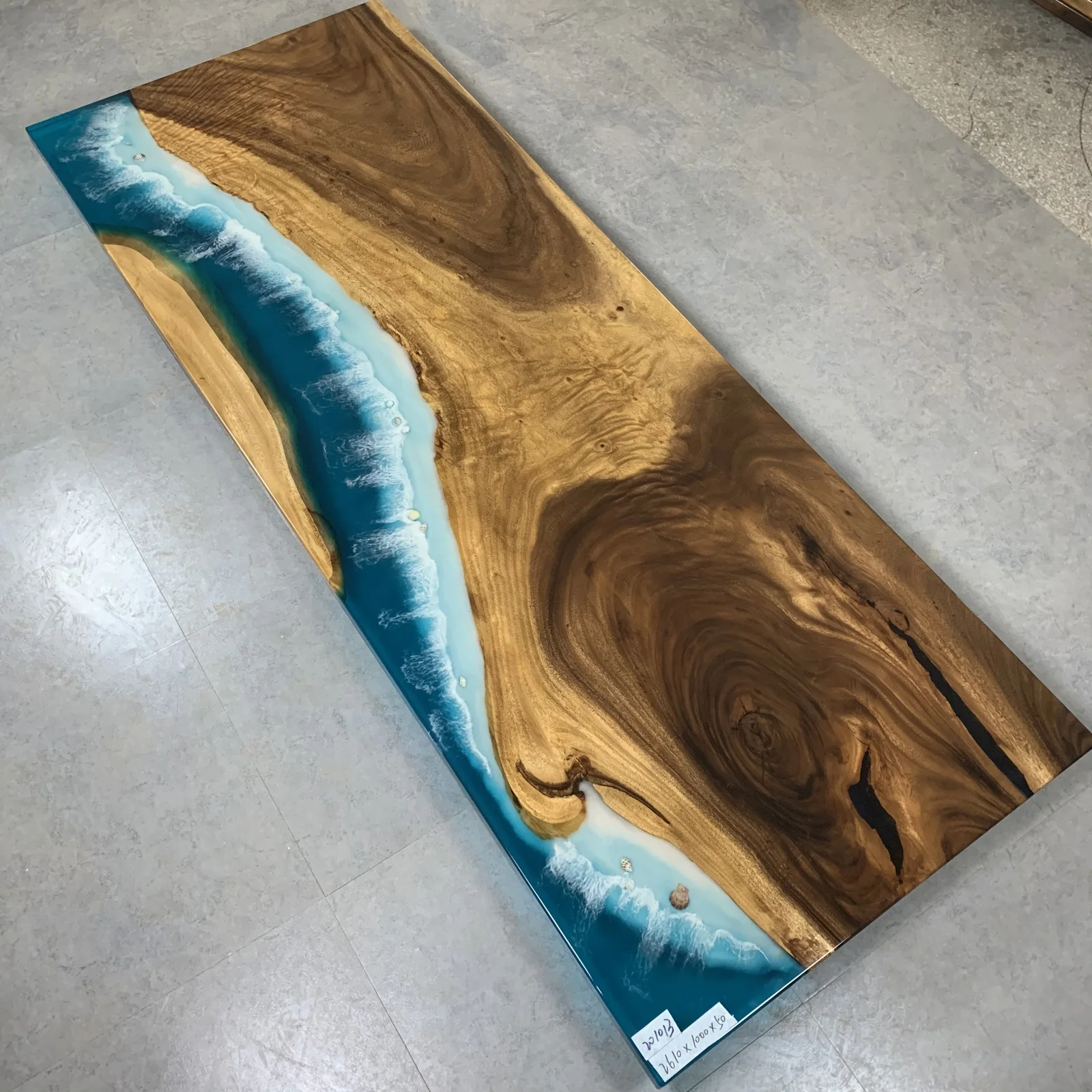 Fashion epoxy resin river table for 8 people sitting inventory ocean wave resin table