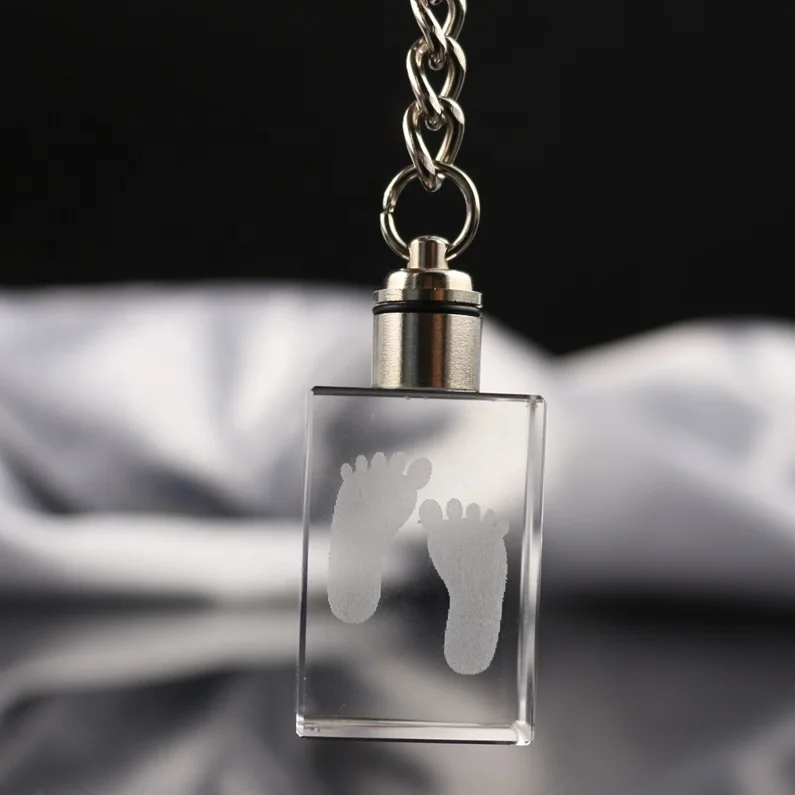 Beautiful Crystal Glass Keychain with Inner Laser Engraving Customized Images for Baby Christening Gifts/K9 Crystal Key Holders