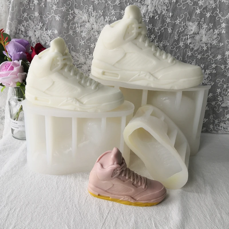Customized Design 23CM Handmade Decoration Crafts Shoes Sneaker Molds Candle Jumbo Size Sneaker Silicone Candle Mold