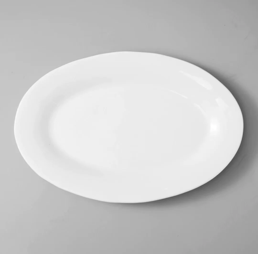 Sustainable Pure White Ceramic Rectangular Plate Europe-Style Fish Dish Glazed Rice Dish Technique