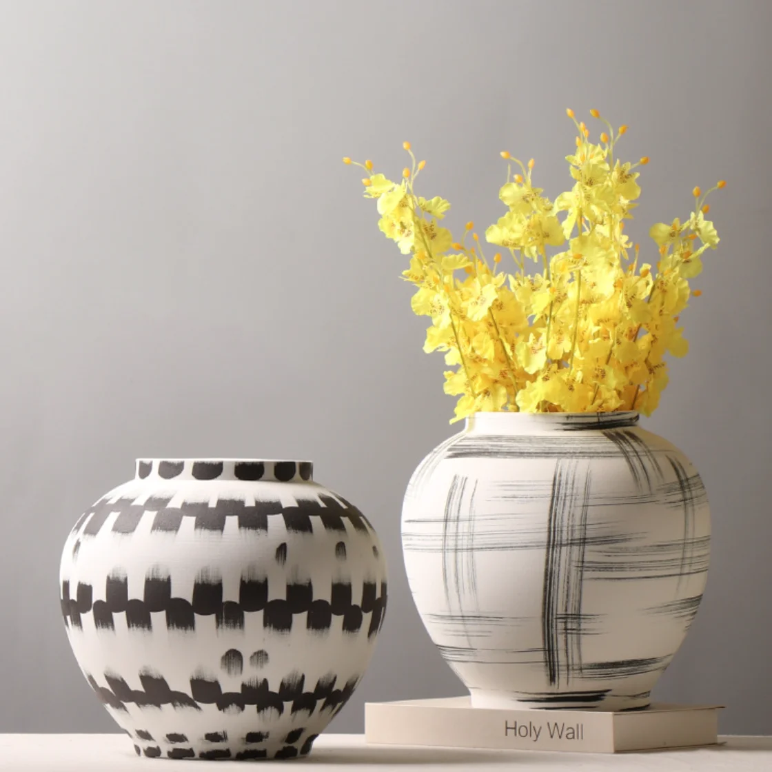 New ceramic round jar vase hand-painted ink flower arrangement flower stand creative decoration ornaments clay Chinese vase