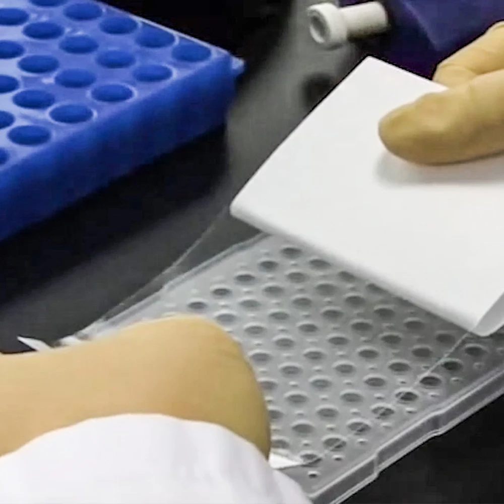 
Good Quality Laboratory 96 Well Microplate Sealing Film Pcr Plate Sealing Film 