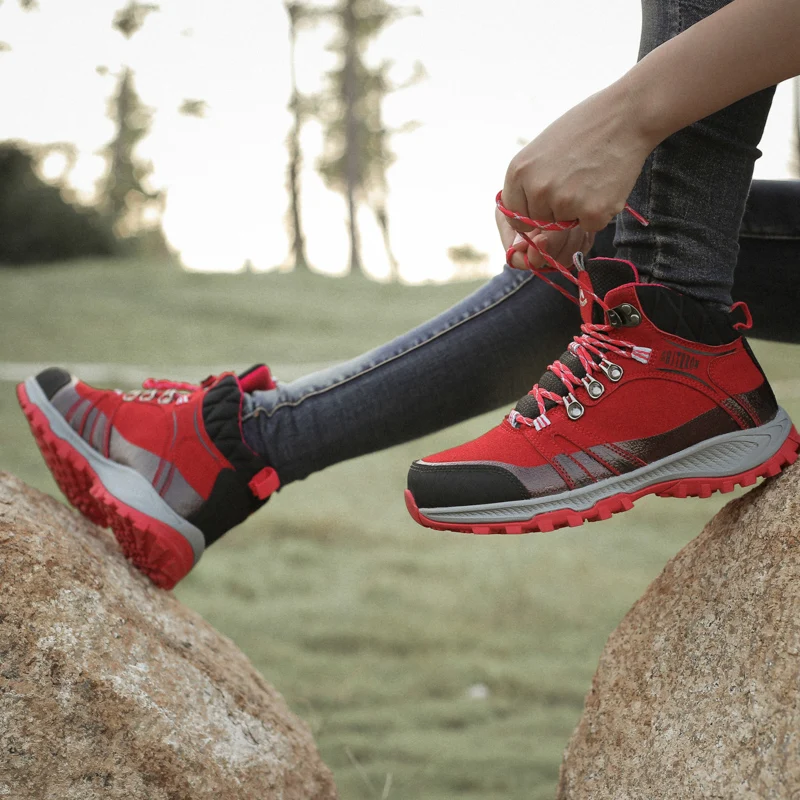 High top unisex couple boots factory price warm non slip sneakers platform hiking outdoor mountaineering shoes