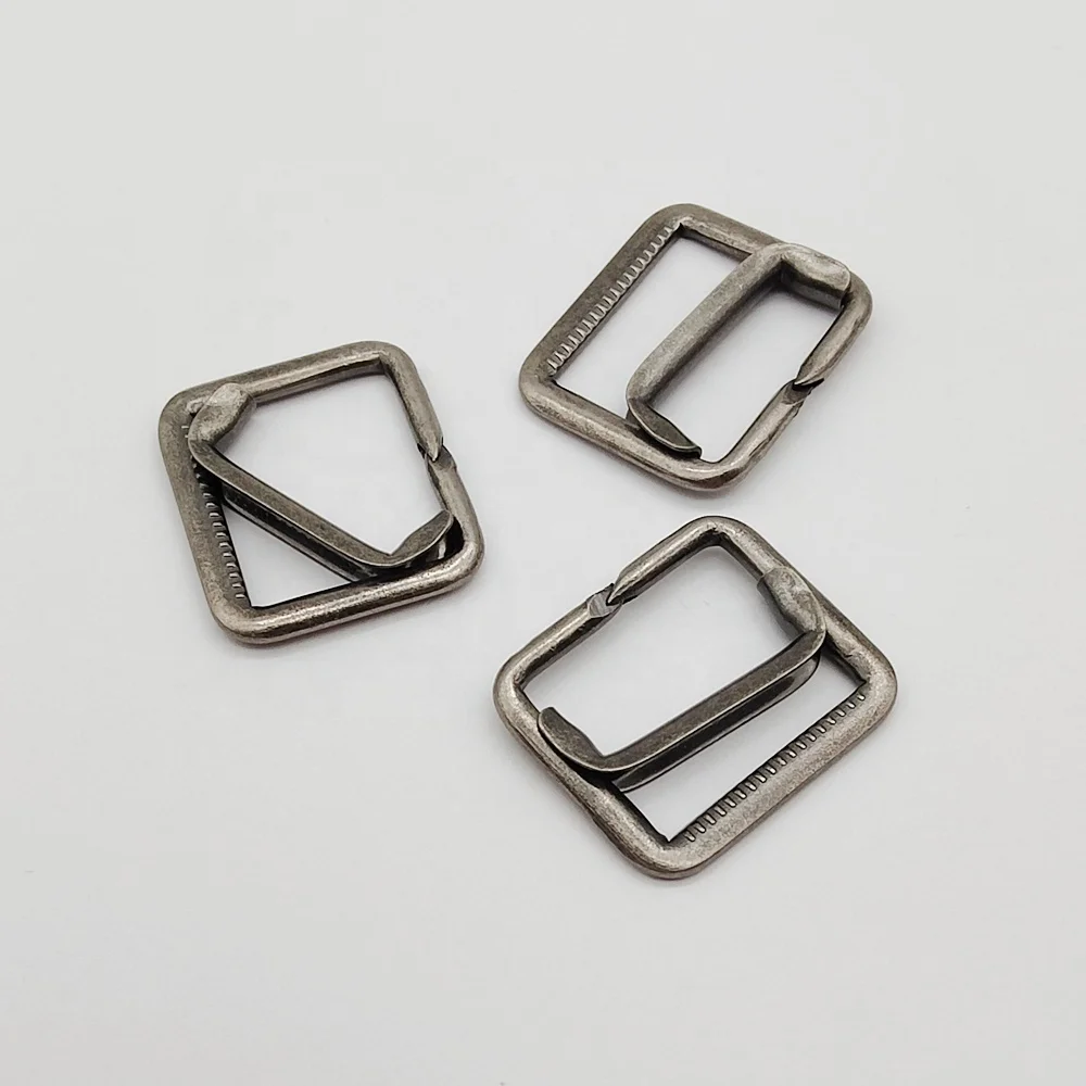 20mm Brass buckle with movable bar, buckle with teeth, adjuster belt buckle