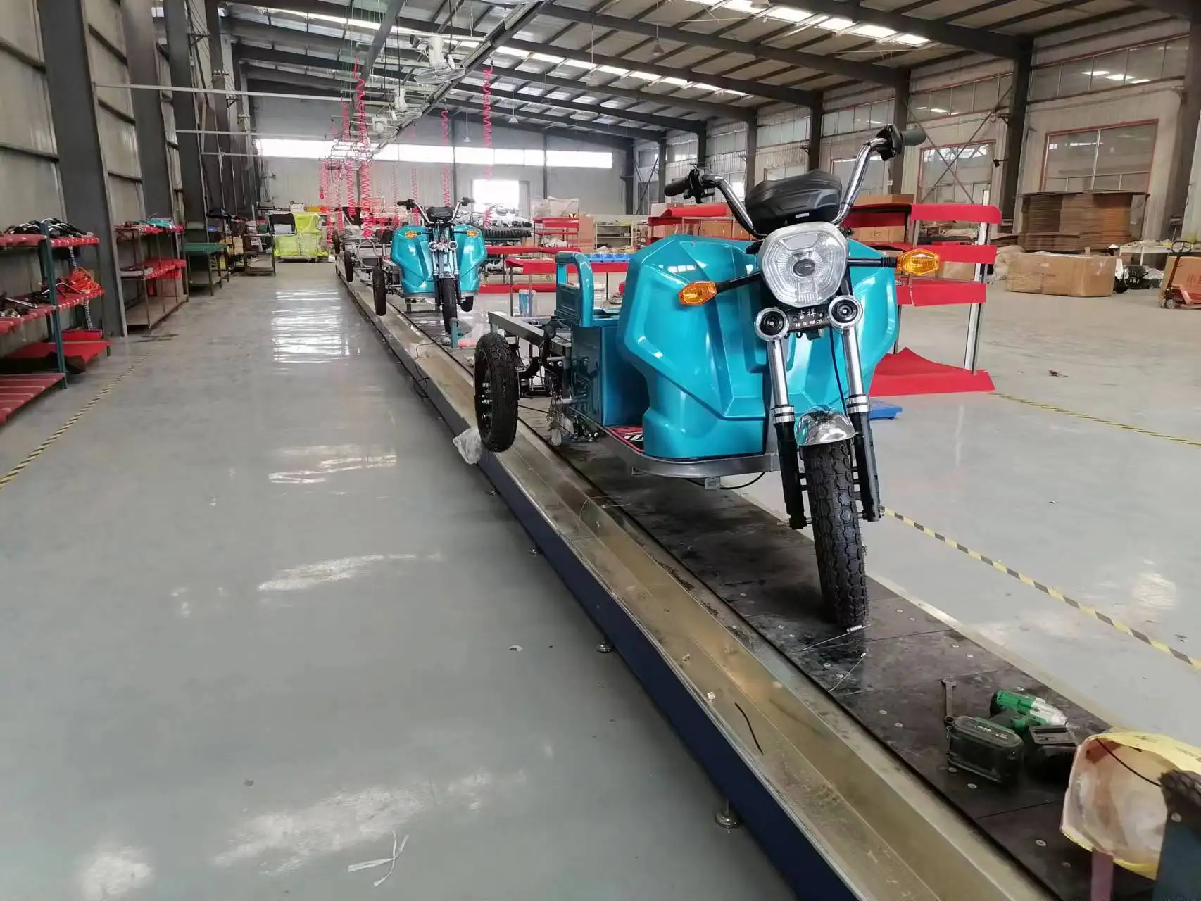 City Three Wheels Electric Scooter Fast Delivery New Double Electric Tricycle for Express Passenger & Cargo Use 60v Voltage