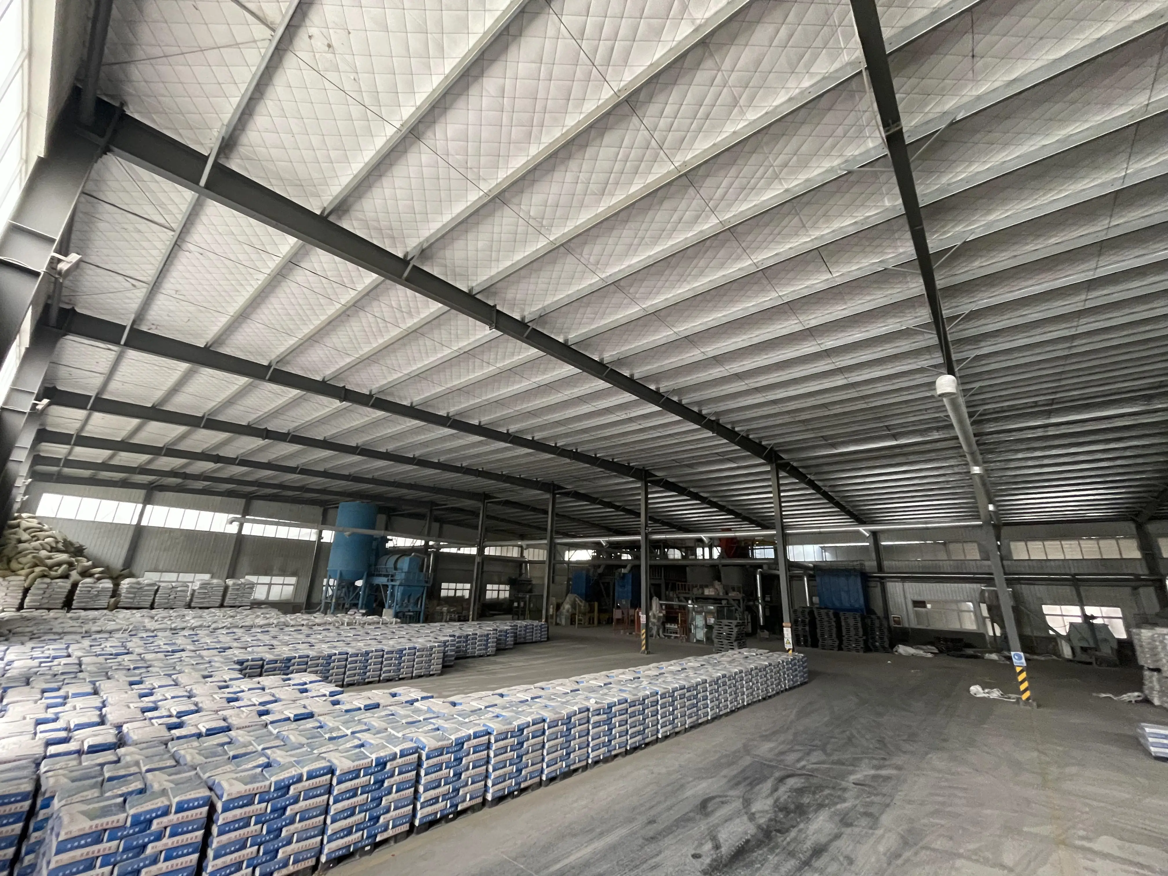 Wholesale Modern Strong Adhesive Waterproof Construction Glue Hot Selling Exterior Ceramic Tile Back Interior Cement Mortar