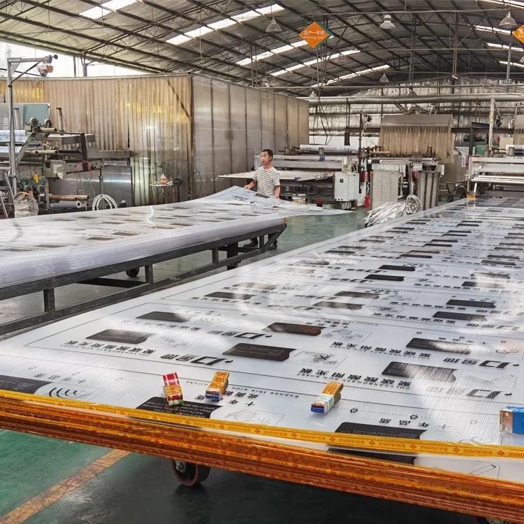 UV resistente transparent twinwall alveolar policarbonato de 6mm polycarbonate sheet