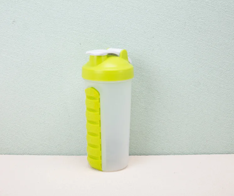High Quality Plastic Sports Custom Gym Protein Shakers Water Bottles Gym Water Plastic Shaker Wholesale With Straw