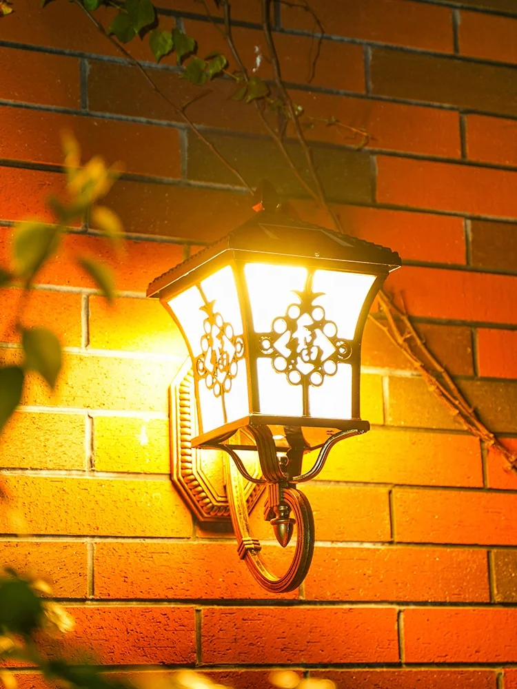 Solar wall lamp home outdoor European-style balcony door outdoor wall lamp garden villa waterproof garden lamp