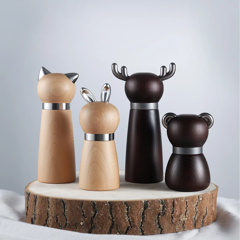 Christmas Gifts New Deer Shape Design Spice Mills Beech Wood Manual Salt and Pepper Grinder