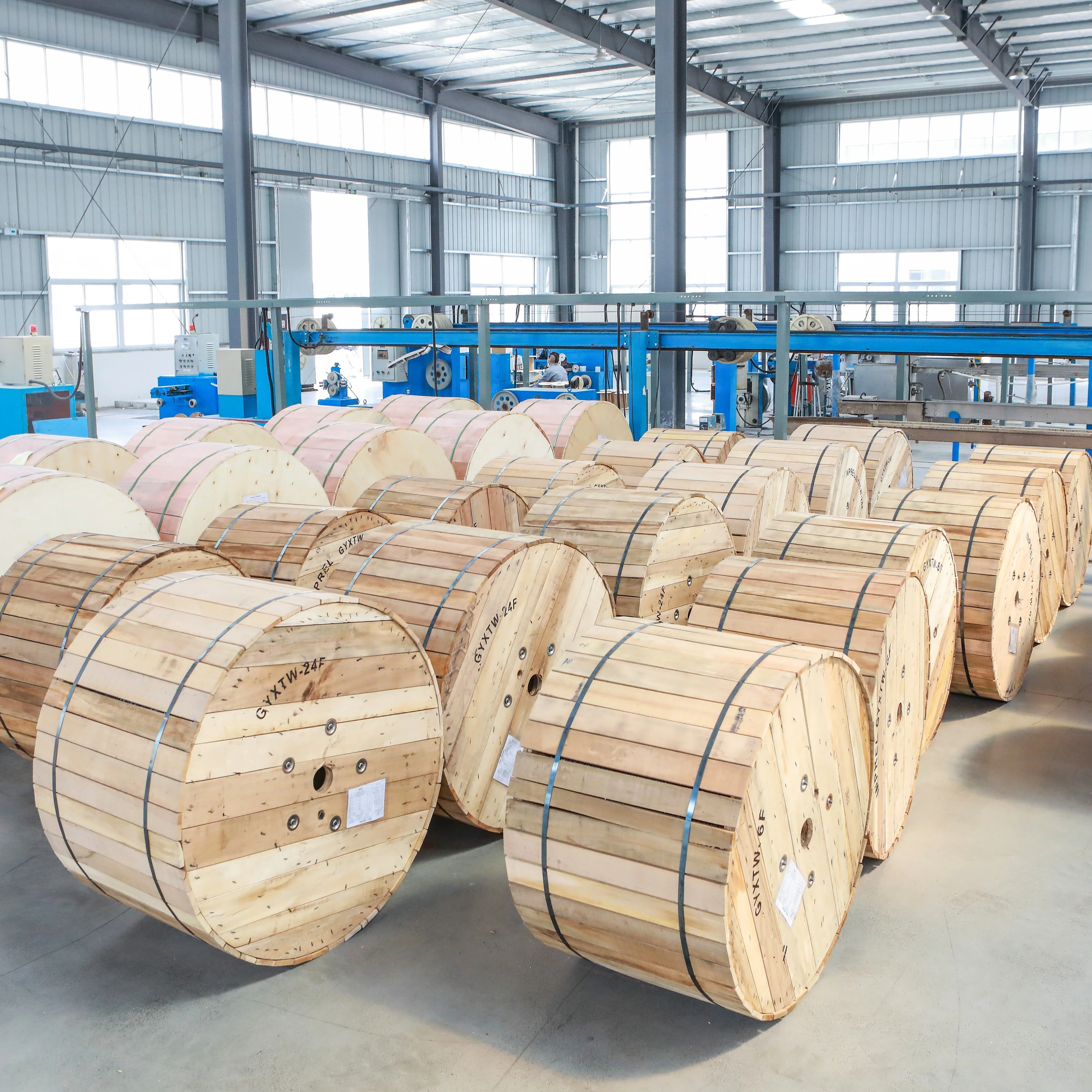 Aerial ADSS Single/Double HDPE Jacket 12 16 24 48 72 96 Core Single Mode Fiber Optic Communication Cable price per meter