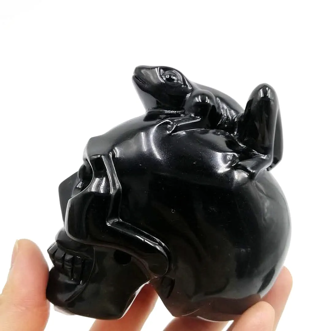 Wholesale high quality obsidian human head skulls with fog pentadactyla natural crystal carving for feng shui
