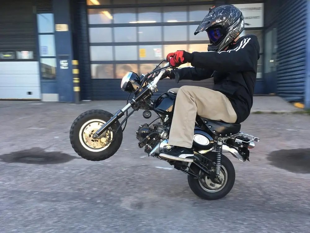 
SKYTEAM E5 E4 50cc Skymini monkey bike monkey motorcycle (EURO5 EEC APPROVED) 