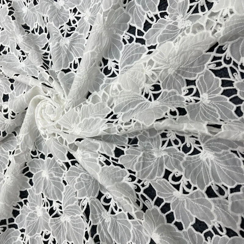 New Style  Polyester Charming lace Holes Florals Embroidery Guipure Lace Fabric for Special Occasion