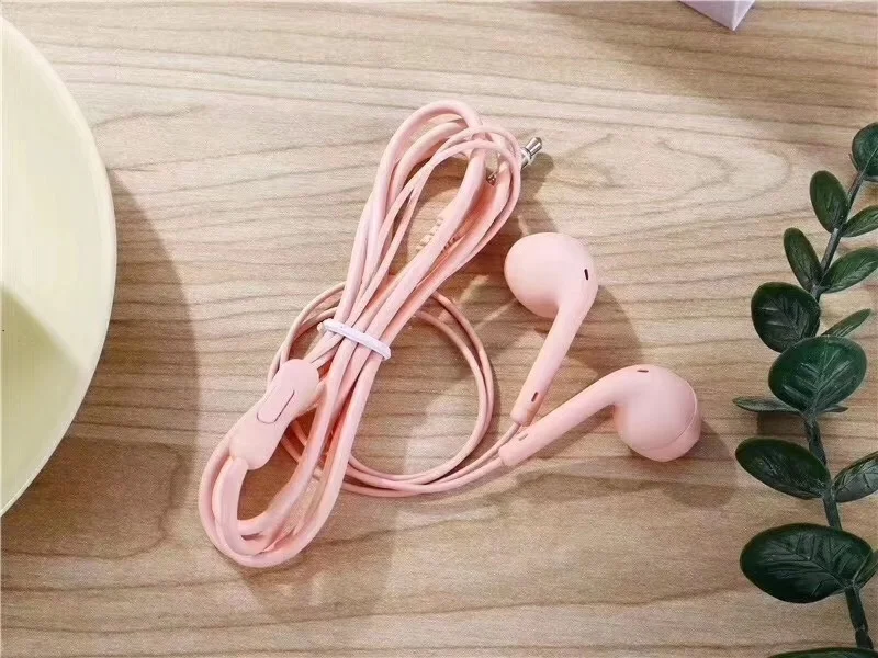 High Quality Earphone In-Ear Headset Heavy Bass Headphone 3.5mm Jack Wired Earphones for Samsung Huawei Xiaomi