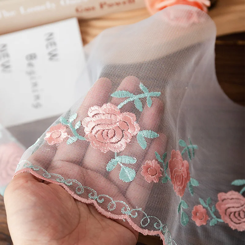 20cm Wide Embroidered Lace Fabric in Designer Color for Curtain Sofa Cushion Table Edge Decoration with Beads and Flowers