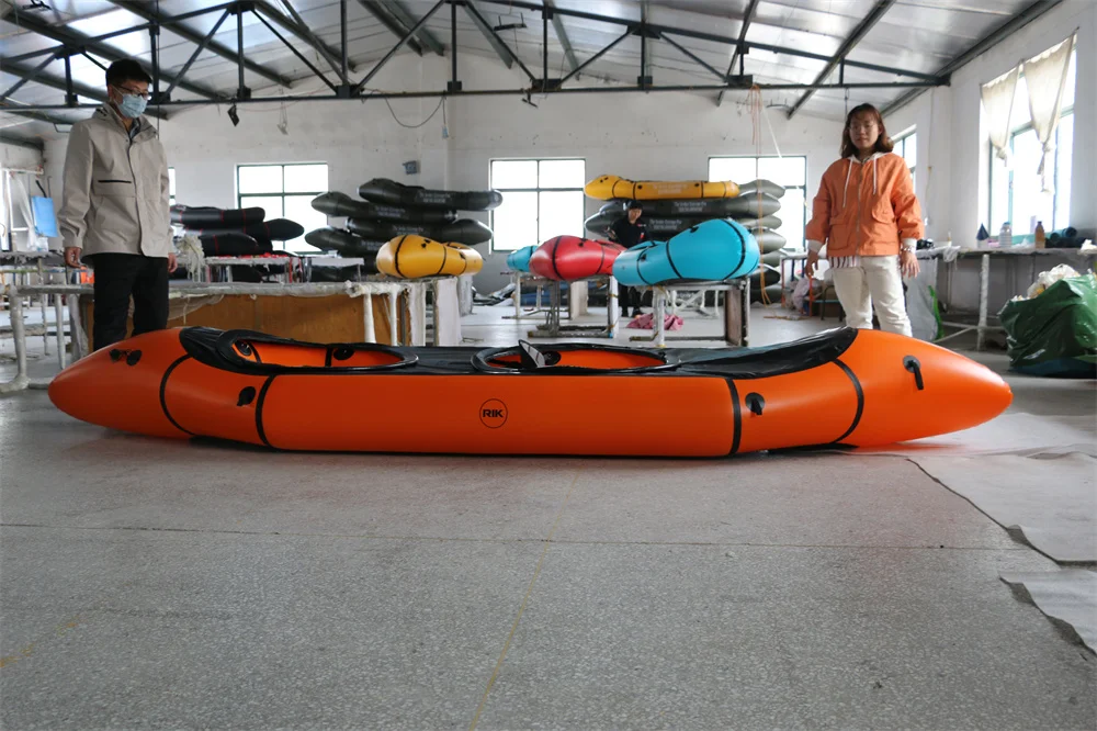 Fashion design cheap price pvc whitewater packrfat rudder fishing hunting inflatable packraft kajak sale