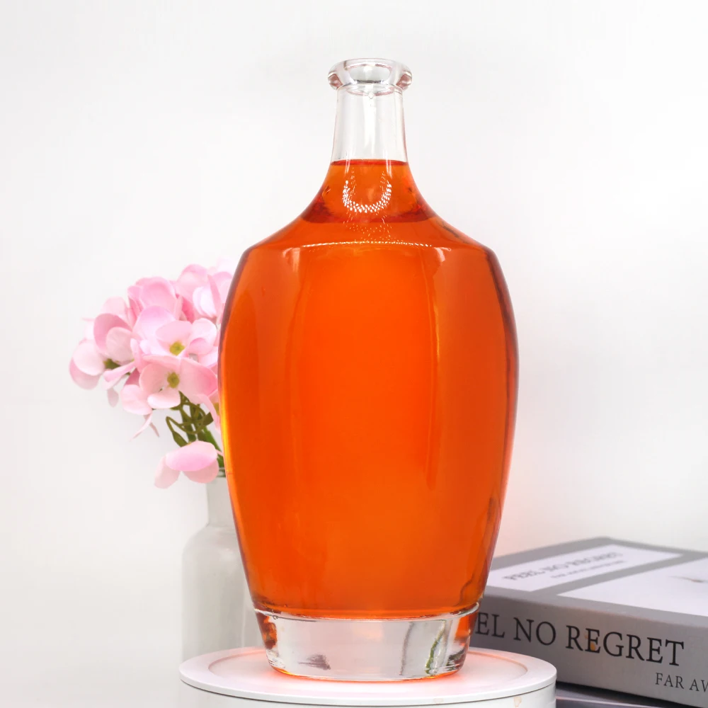 700ml Liquor Glass Bourbon Bottle Spirits Bottles Whiskey Wine Glass Bottle For Gin Rum Alcohol Whisky Vodka Fill