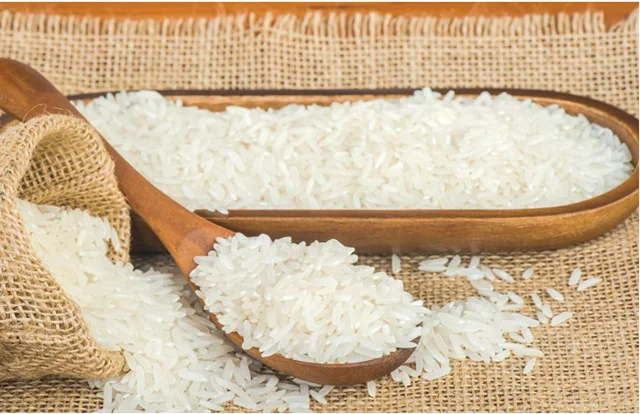 Good Quality sticky rice exported from Vietnam with best price( Ms Fiona:+84908794118)