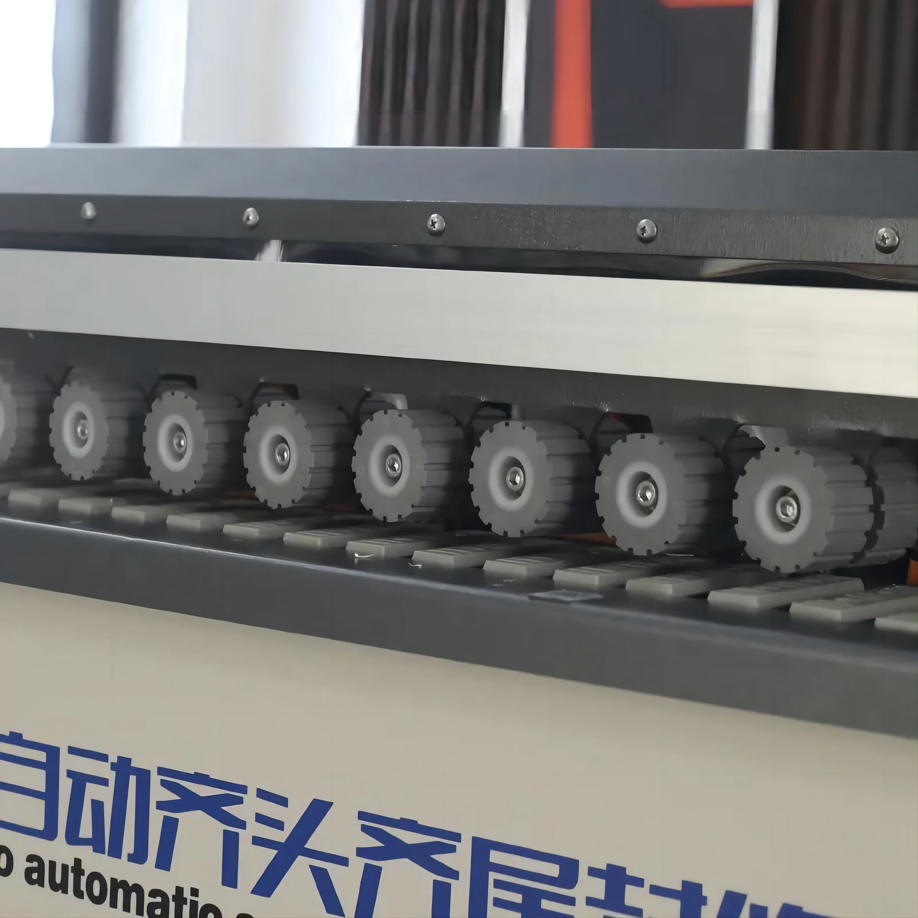 New Automatic edge banding machine electric edge bander trimming and polishing machine