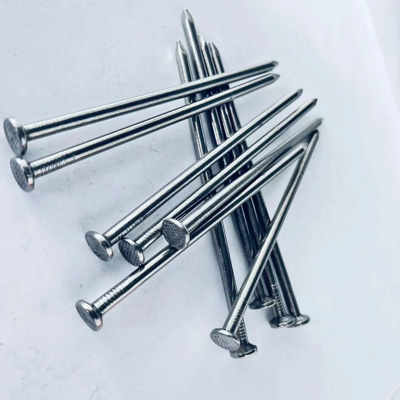 Factory Direct sale  All Size Common Nails wire Clavos De 1 kg per box 25kgs per carton Q195 iron nails manufacturers