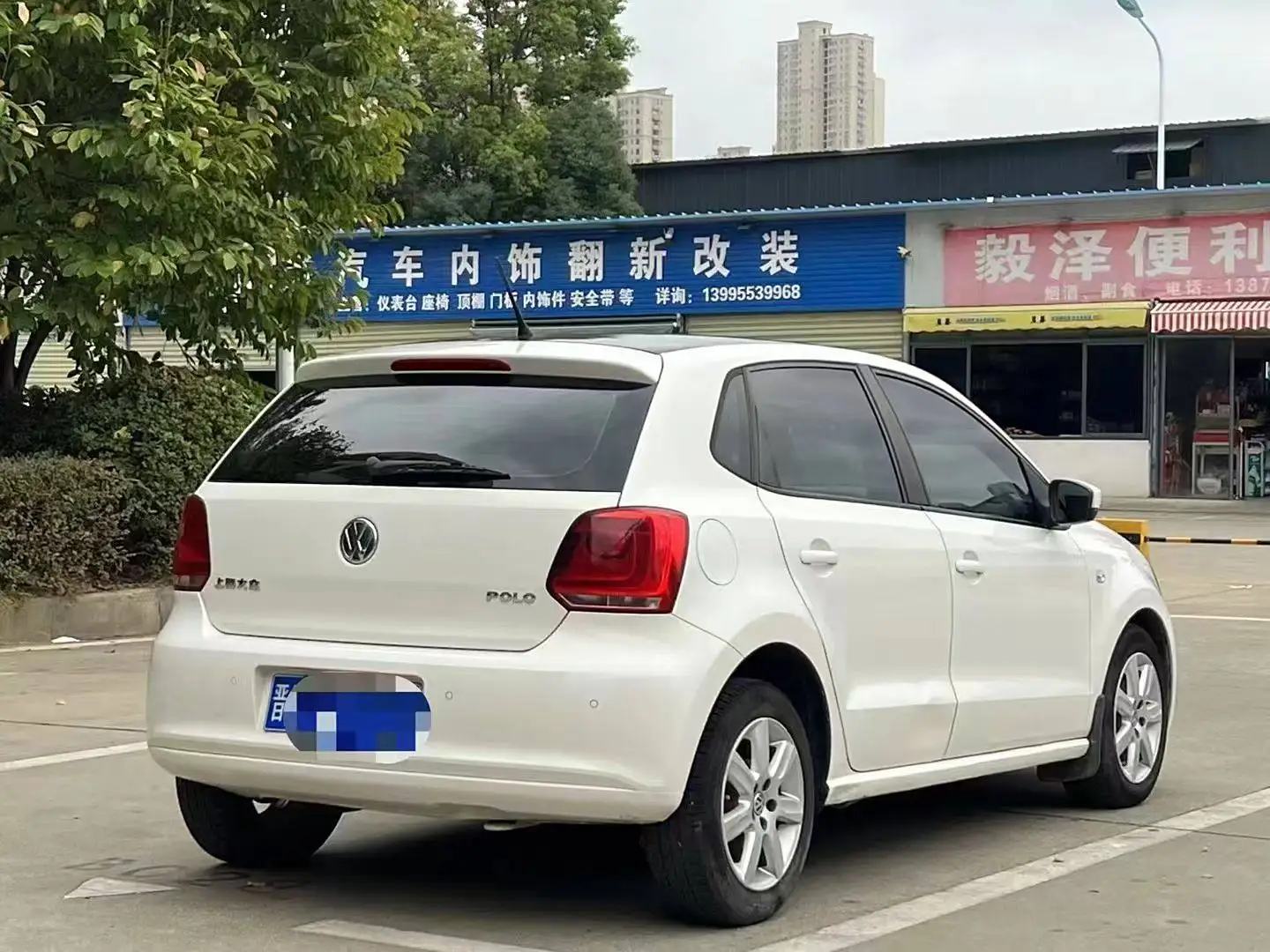 2013 Volkswagen POLO 1.4L хэтчбек коробка передач для подержанного автомобиля алюминиевый сплав багажник задний бензиновый импортный седан
