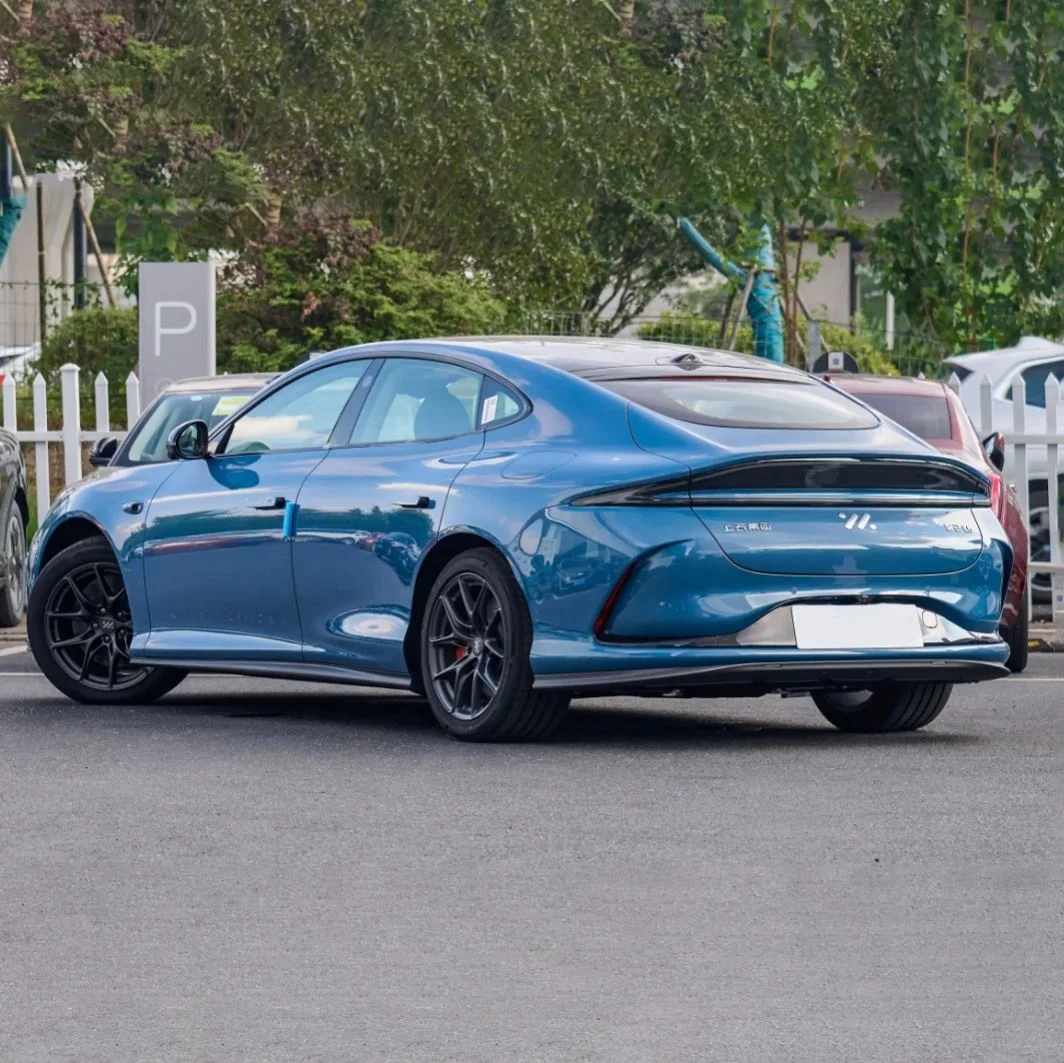 China Hongqi H9 Second Hand Cars High Speed Right Hand Drive Vehicle Hybrid Electric Used Car