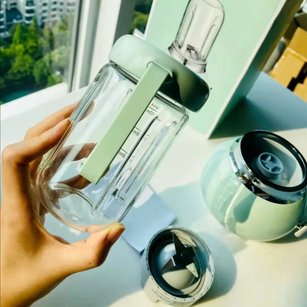 Strong mini blender 400ML vegetable fruit juicer crush ice blender mixer portable wireless juicer machine juicer