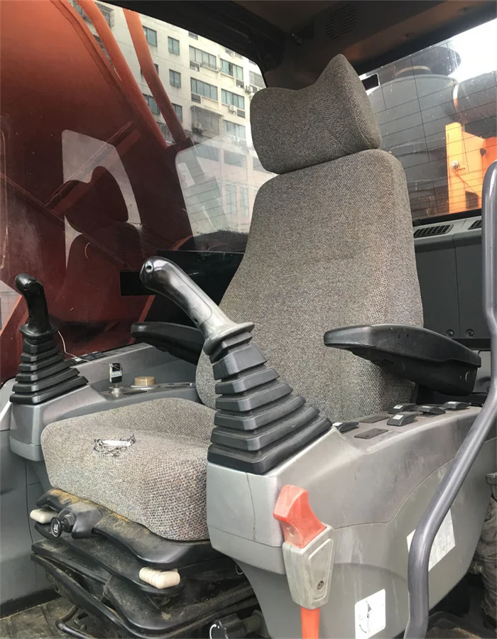 Used Doosan DX225LC DX300 DX500LC Excavators Korea Origin Doosan Wheel Excavator dh150w-7 dh140w-7 dh130wv R210W EX160WD EX100WD