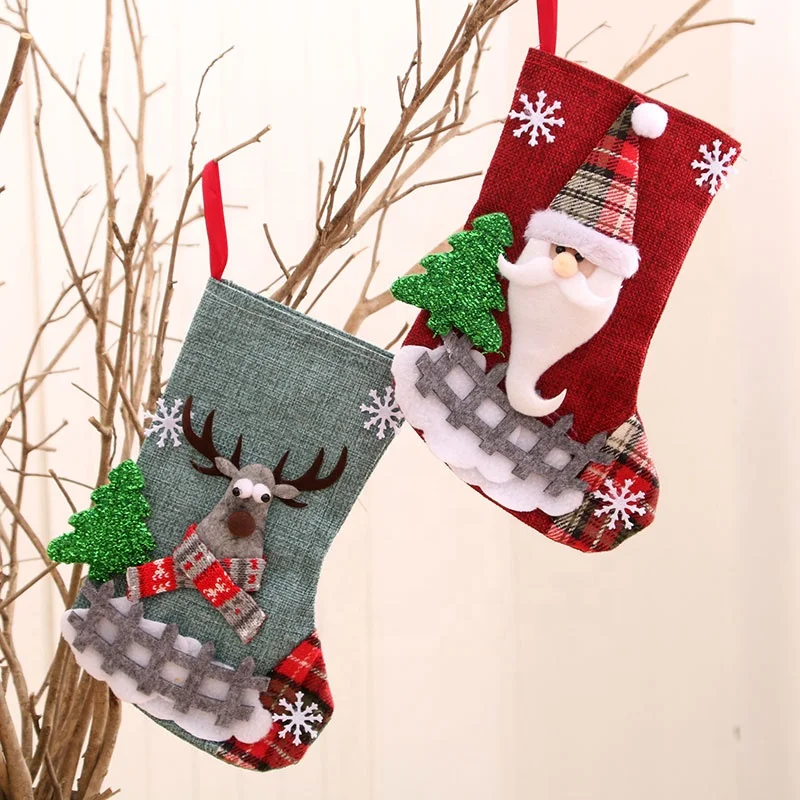New linen medium Christmas socks Santa Claus Christmas decorations Christmas gift bag in socks
