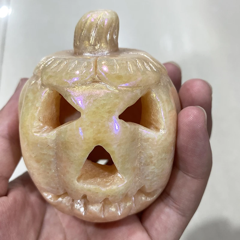
Wholesale High Quality Crystal Stone Carvings Aura Jade Pumpkin Lampshade For Halloween 