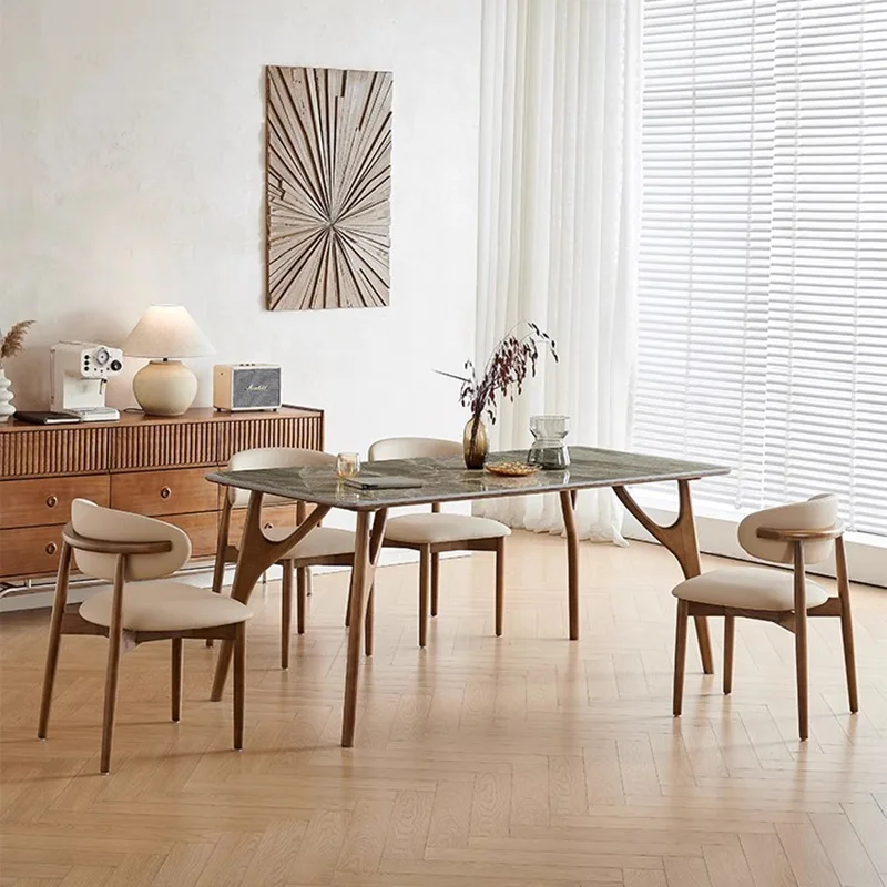 Nordic style wooden legs dinning room chairs for restaurants and coffee shop modern luxury white boucle fabric dining horn chair
