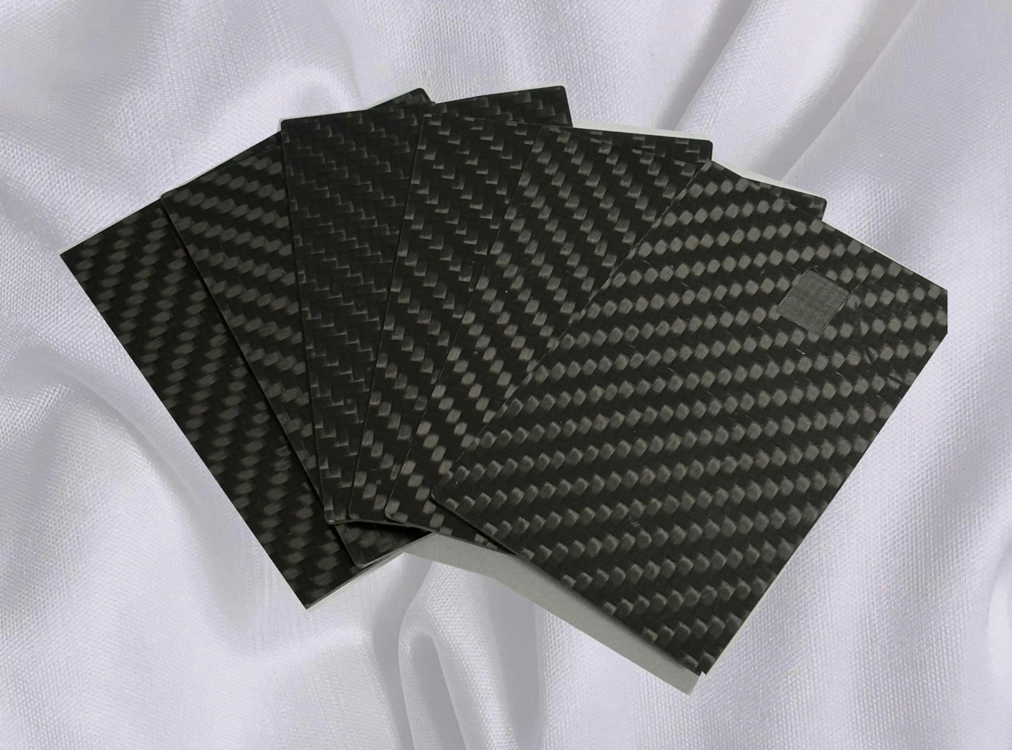 Custom Silkscreen printing High-End Carbon Fiber With Different Background Pattern High Class Business Card VIP Member ship Card