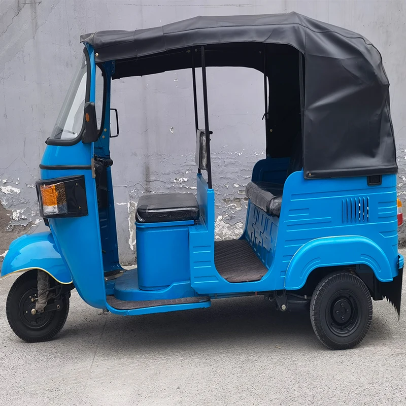 Passenger water-cooled engine 200CC motor tricycle Bajaj